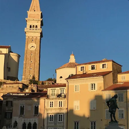 بيت للعطل Charming House In The Center Of