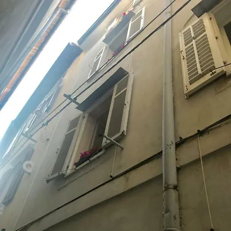 Charming House In The Center Of بيت للعطل بيران