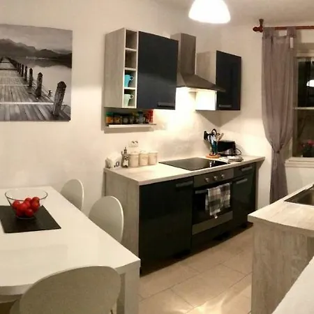 Charming House In The Center Of بيت للعطل