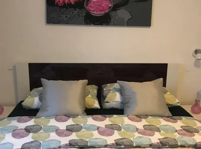 Charming House In The Center Of *